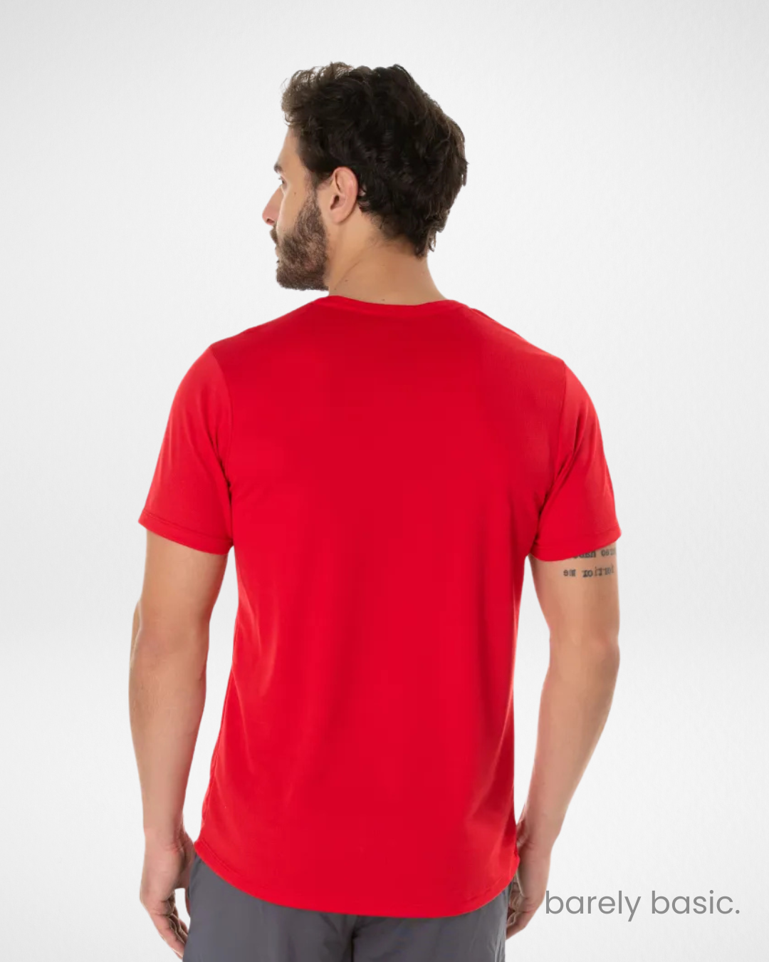 red dry fit t-shirt for men with UV 30+ protection; high-performance red athletic shirt with moisture control; breathable and quick-drying red workout tee; UV-resistant red sportswear for running and training; slim fit red gym shirt with lightweight fabric