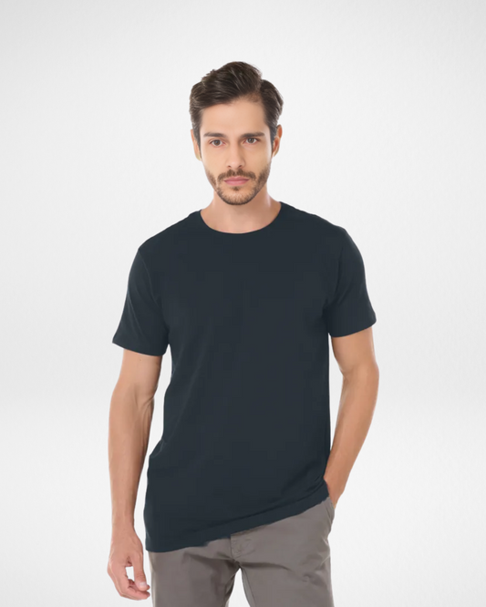 navy blue tech t-shirt front view for men; folded navy performance shirts bundle; dark blue athletic shirt with tailored fit; model in navy blue tech workout shirt; breathable navy shirt for gym and casual wear; soft quick-dry blue tee for active men; classic navy crew neck shirt with tech fibers; durable navy blue shirt with anti-odor tech; comfortable dark blue shirt for modern men; navy tech t-shirt essential for any wardrobe